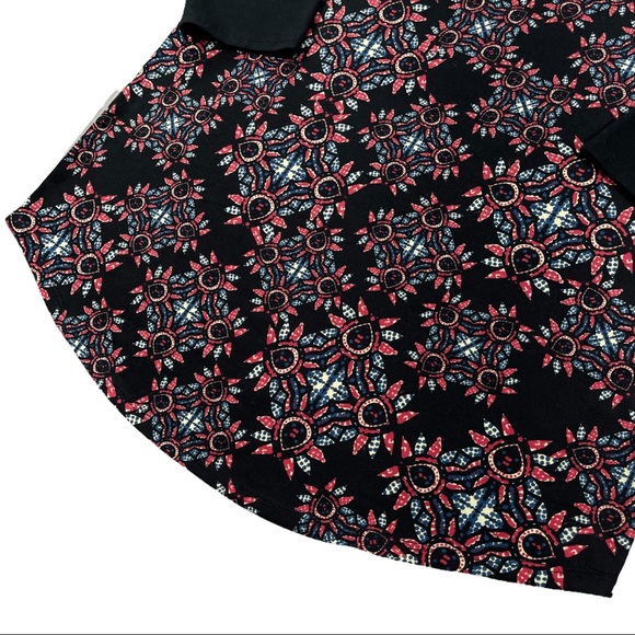 Lularoe size large “The Randy” shirt, 3/4 sleeves, tribal/floral design like new - Picture 3 of 9